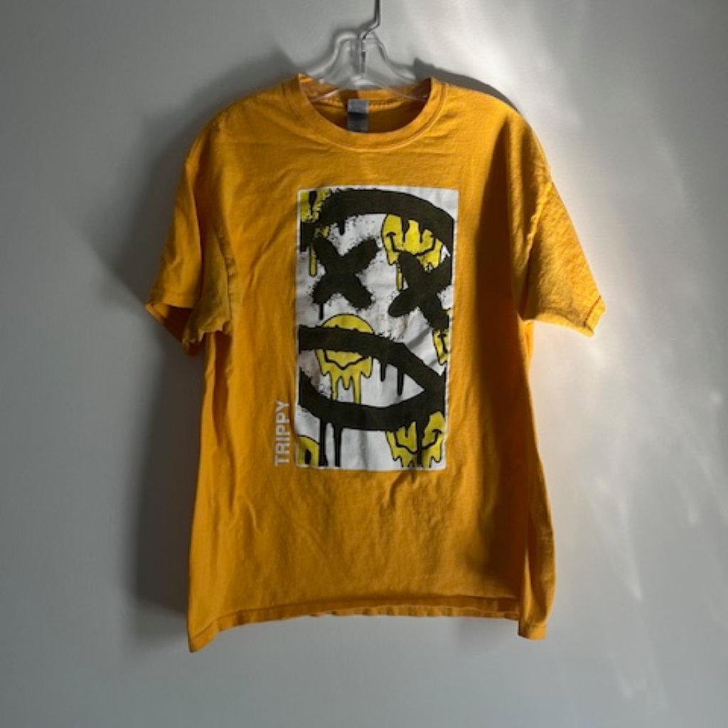 Yellow Trippy Smiley Face Shirt Gildan Size Large